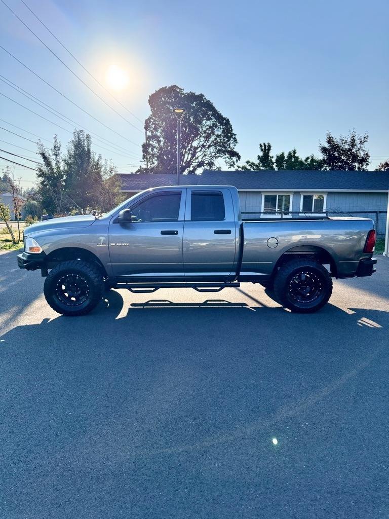 Used 2009 Dodge Ram 1500 Truck ST w/ ST Popular Equipment Group AWD/4WD image 8