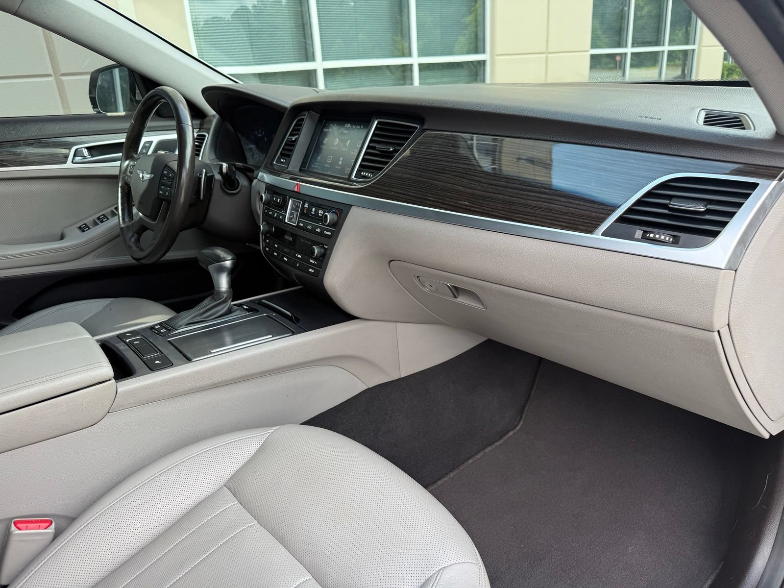 Used 2020 Genesis G80 3.8 AWD/4WD image 24