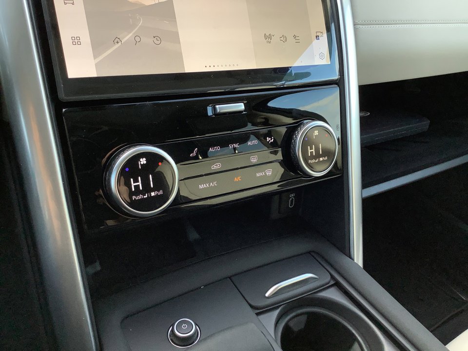 New 2026 Land Rover Discovery S AWD/4WD image 22