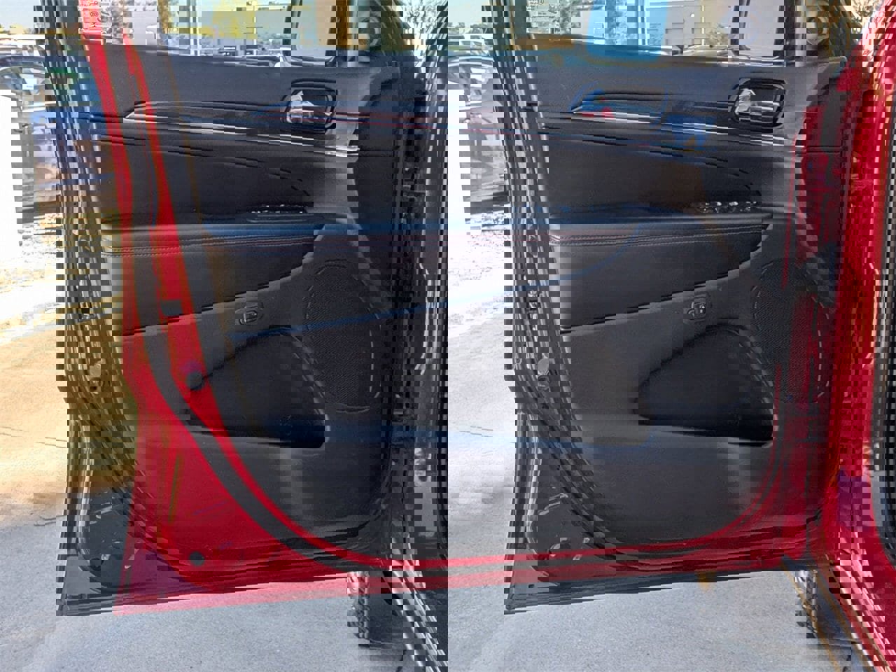 Used 2021 Jeep Grand Cherokee Trailhawk w/ Premium Lighting Group image 7