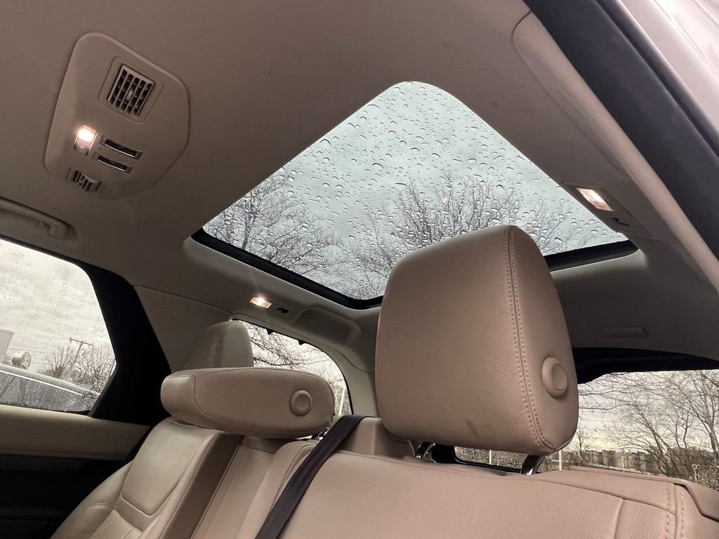 Used 2019 Land Rover Discovery HSE image 22