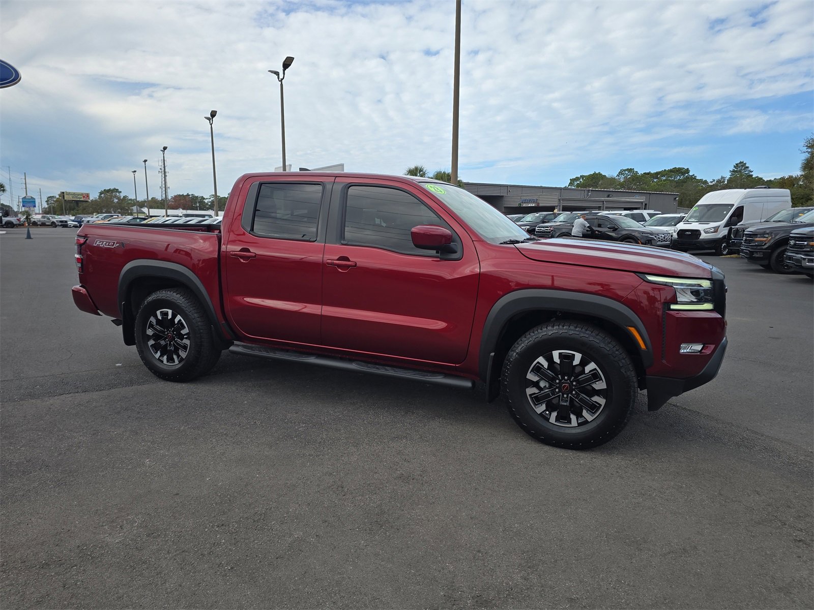 Used 2024 Nissan Frontier Pro-X w/ Technology Package image 2