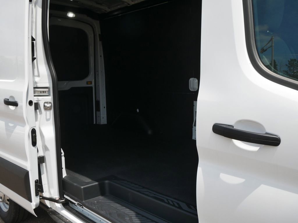 New 2026 Ford Transit 250 148 Medium Roof Extended AWD w/ Load Area Protection Package image 12