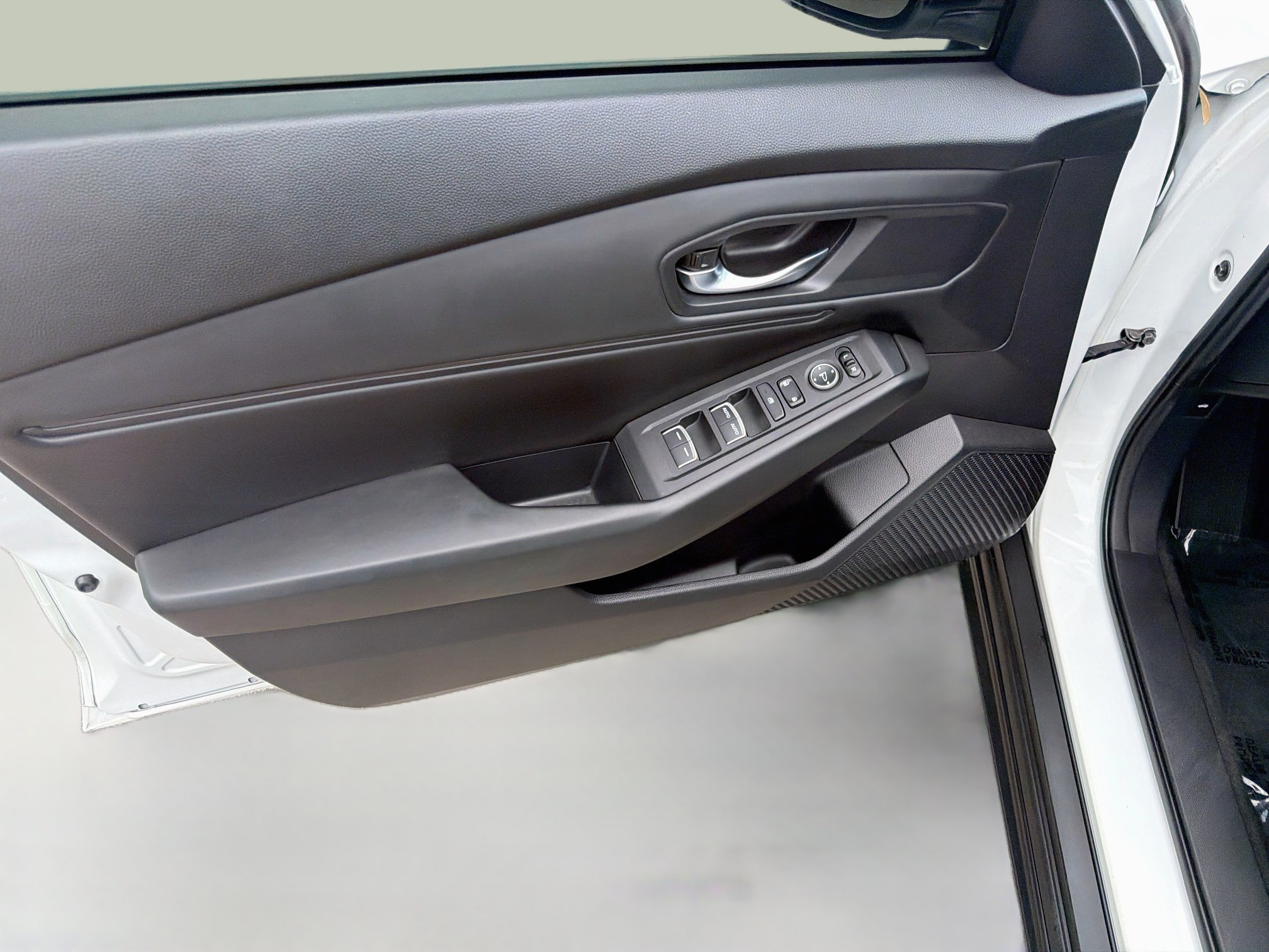Used 2024 Honda Accord EX image 19