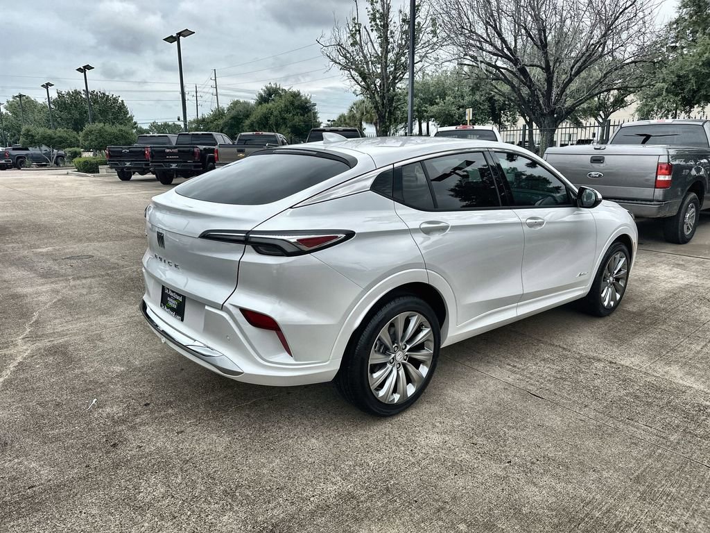 Used 2026 Buick Envista Avenir FWD image 11