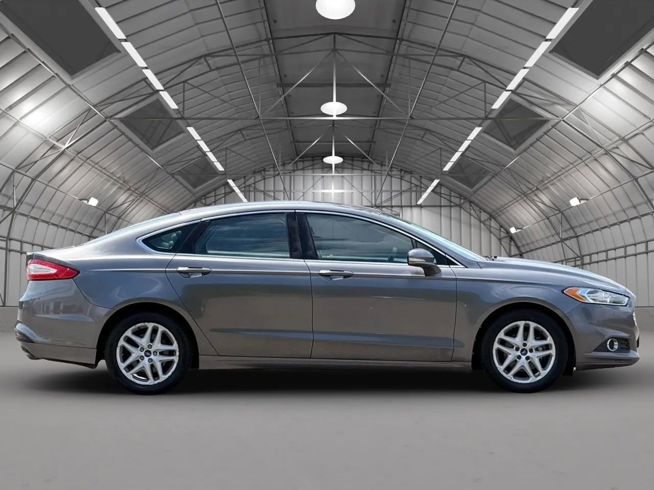 Used 2013 Ford Fusion SE FWD image 7