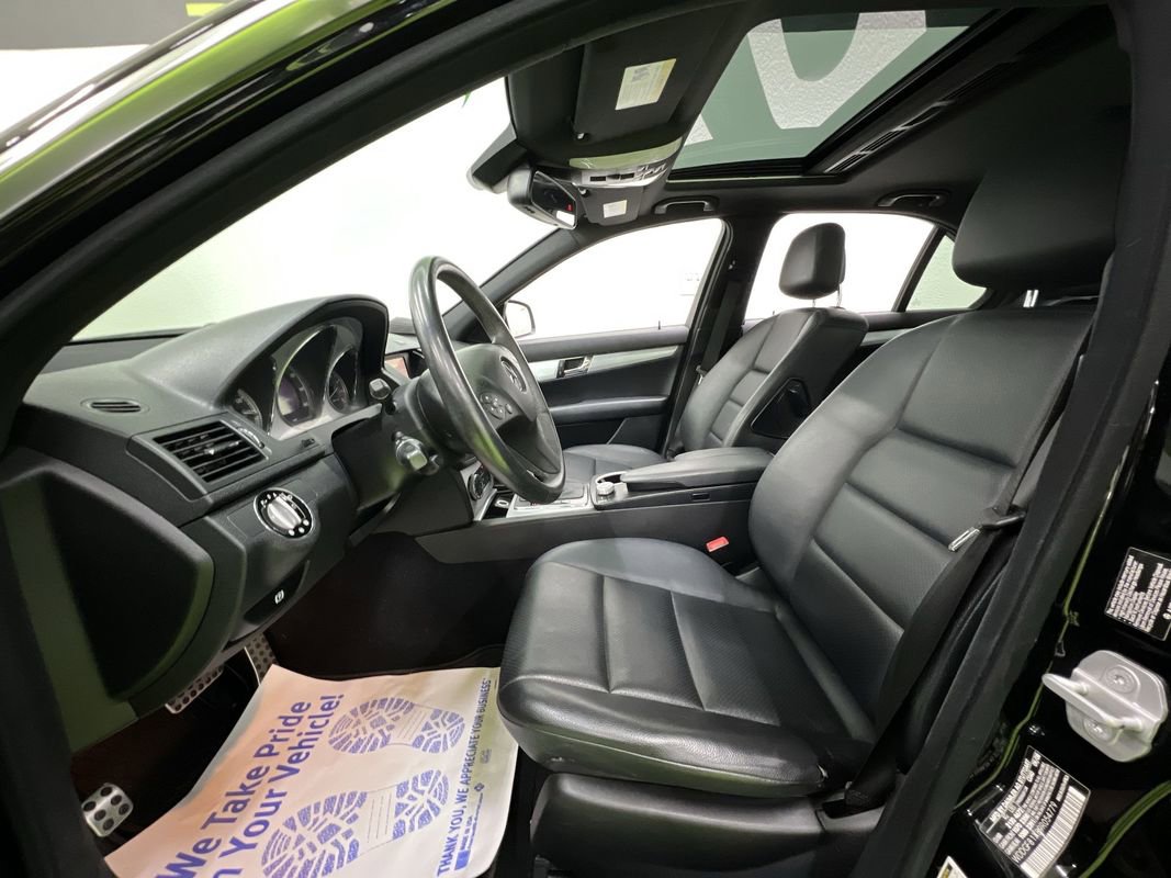 Used 2009 Mercedes-Benz C 300 4MATIC Sedan image 17