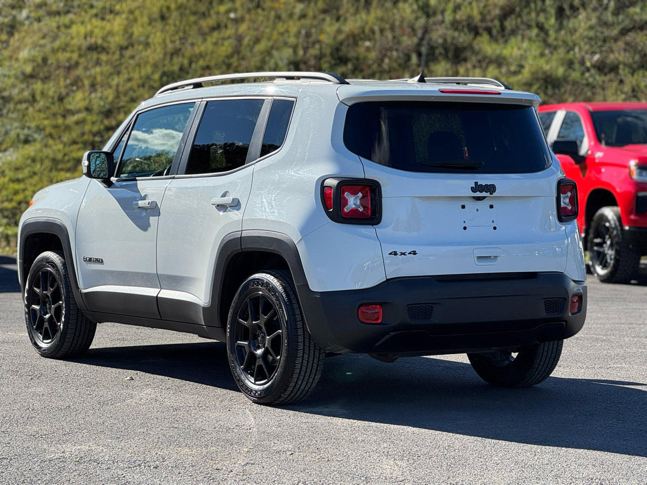 Used 2019 Jeep Renegade Altitude w/ Quick Order Package 2XM image 7