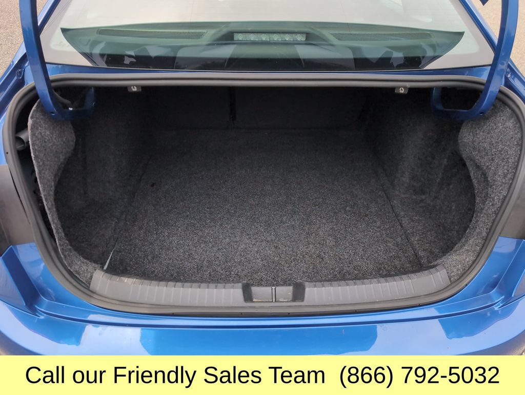 Used 2024 Volkswagen Jetta SE FWD image 23