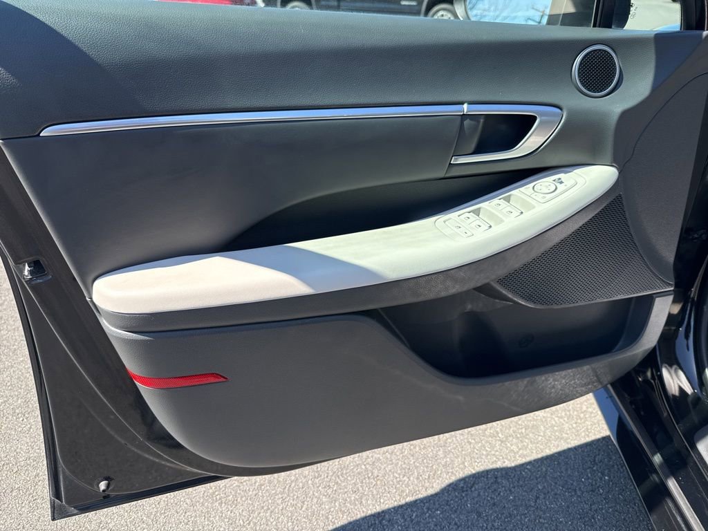 Used 2022 Hyundai Sonata SEL image 13