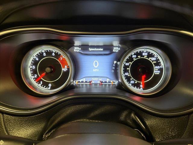 Used 2019 Jeep Cherokee Limited image 10