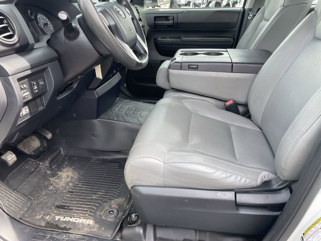 Used 2017 Toyota Tundra SR image 9
