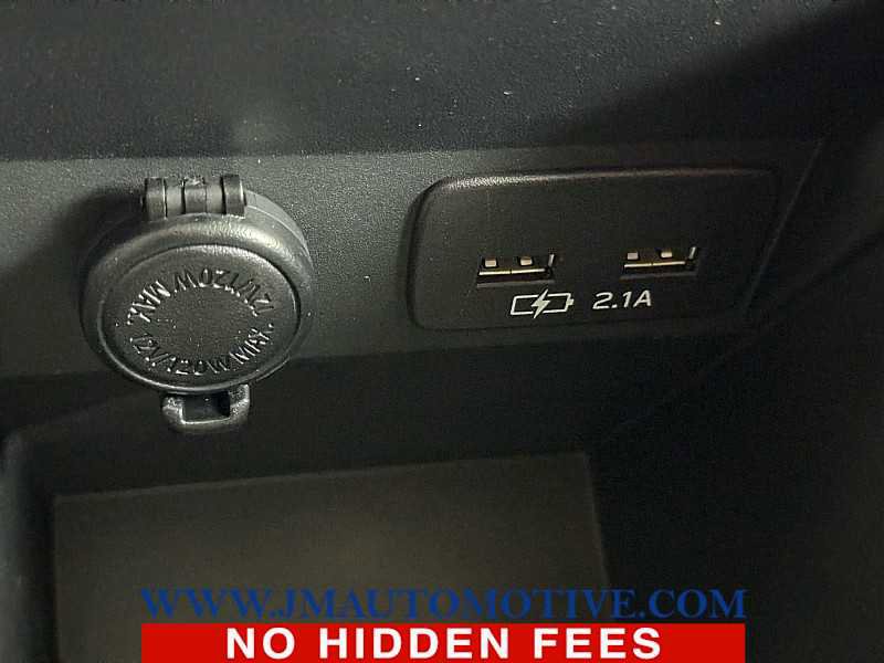 Used 2022 Subaru Impreza 2.0i Limited image 39