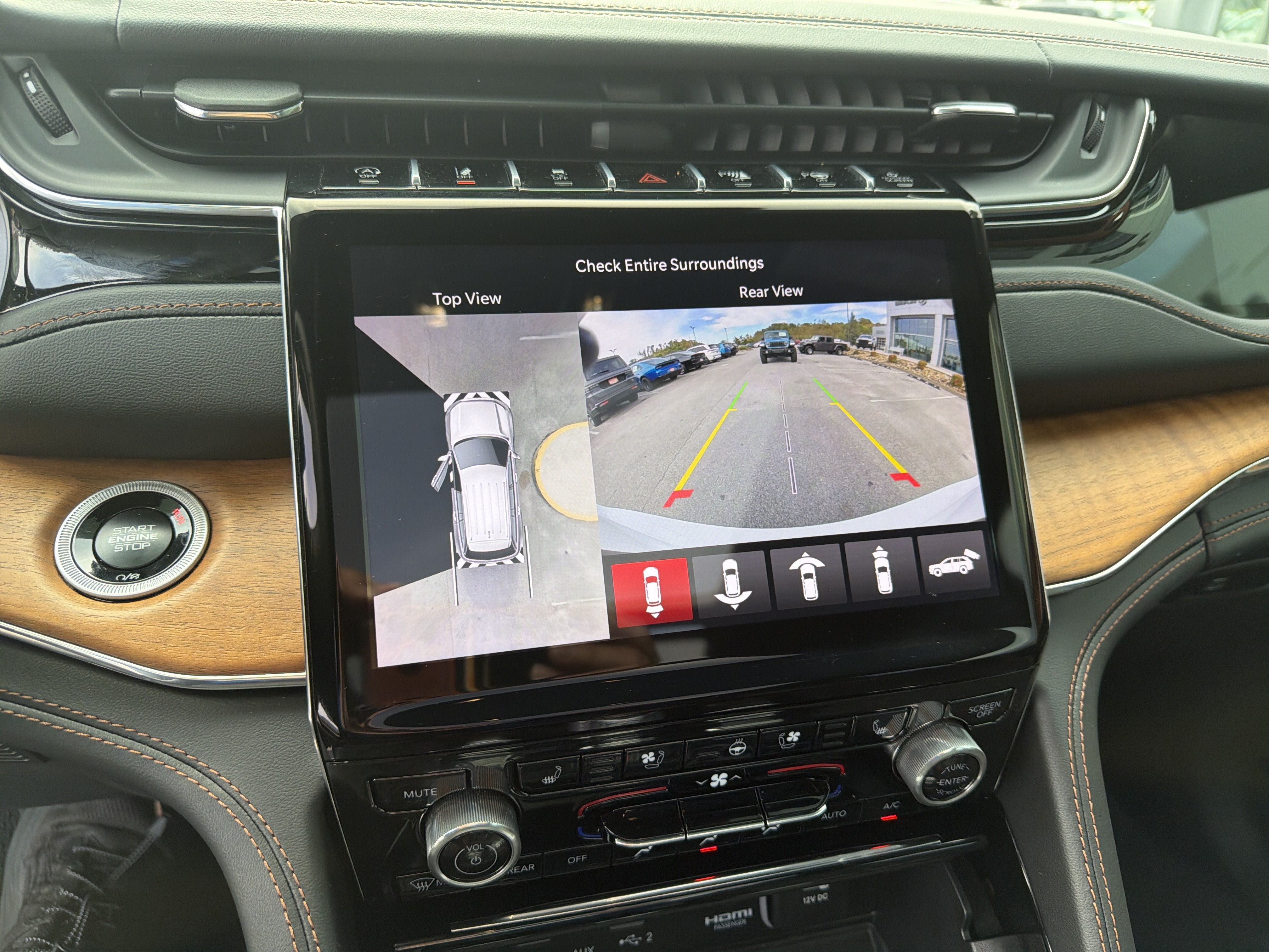 Used 2025 Jeep Grand Cherokee L Summit AWD/4WD image 41