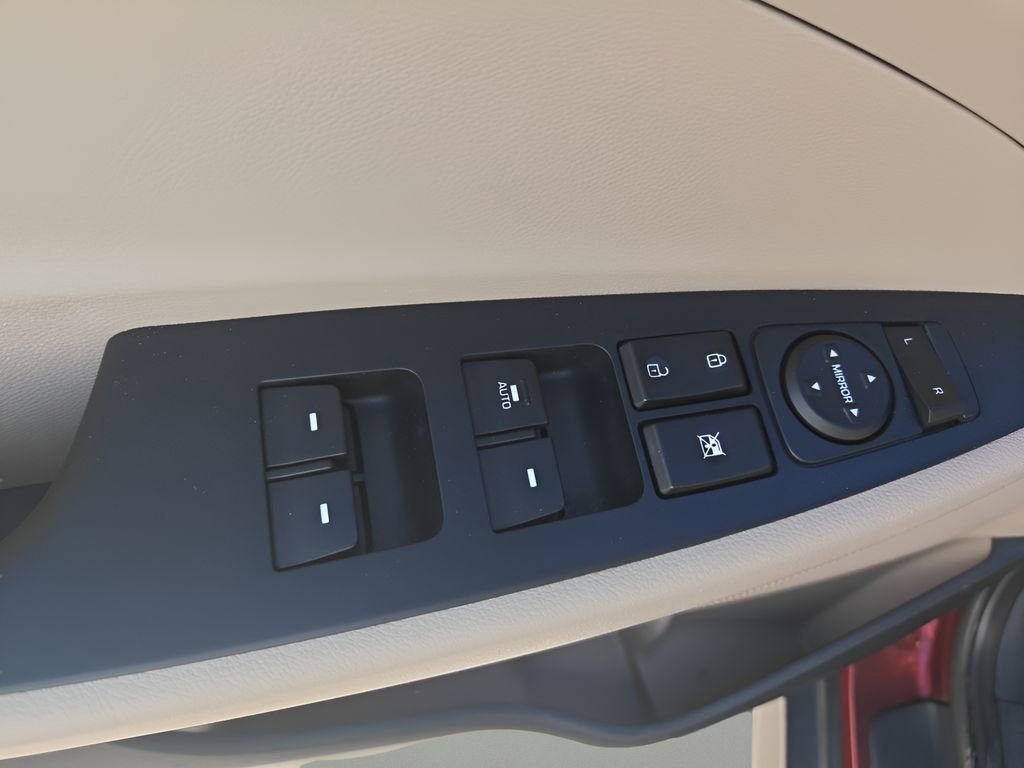 Used 2016 Hyundai Tucson Sport image 13