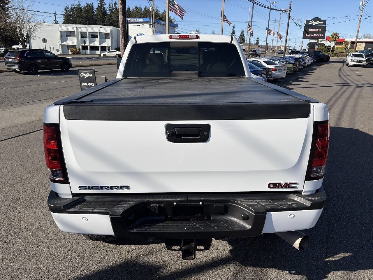 Used 2014 GMC Sierra 2500 Denali w/ Suspension Package, Off-Road image 5