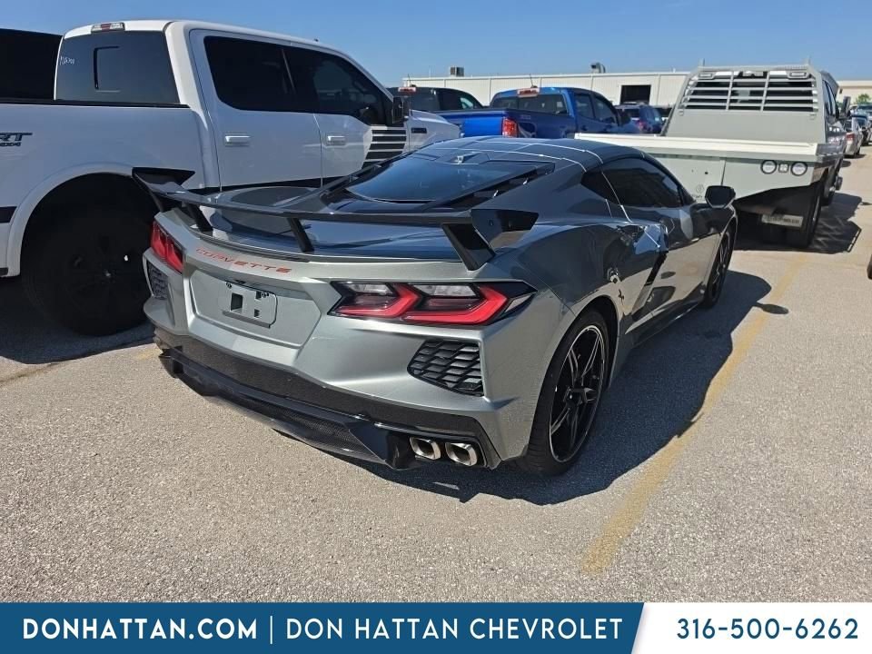 Used 2022 Chevrolet Corvette Stingray Preferred Cpe w/ 2LT RWD image 3