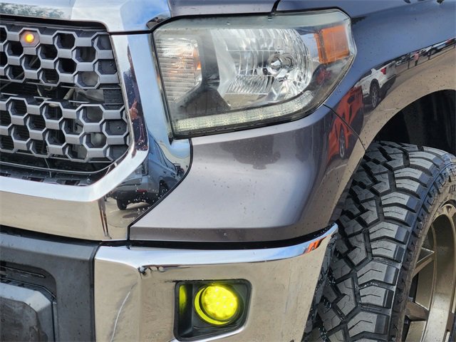 Used 2019 Toyota Tundra SR5 w/ SR5 Upgrade Package AWD/4WD image 15