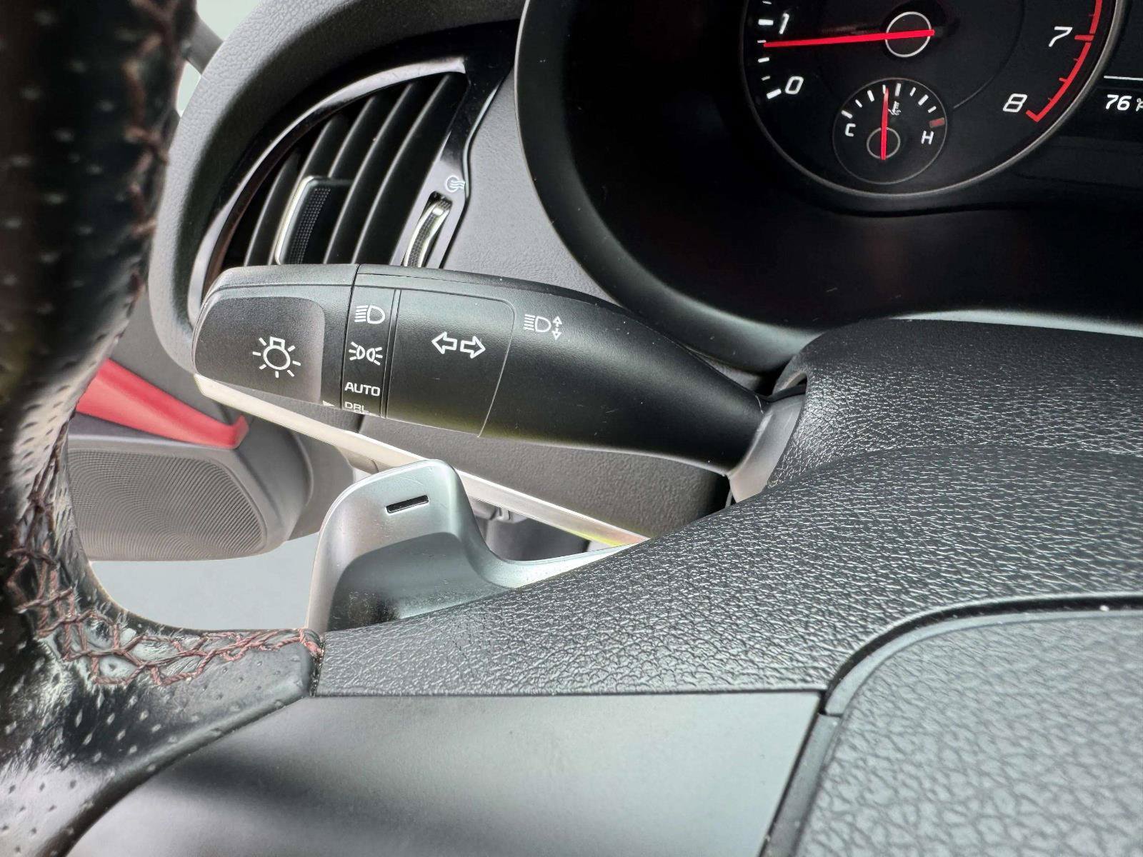 Used 2021 Kia Stinger GT1 RWD image 16