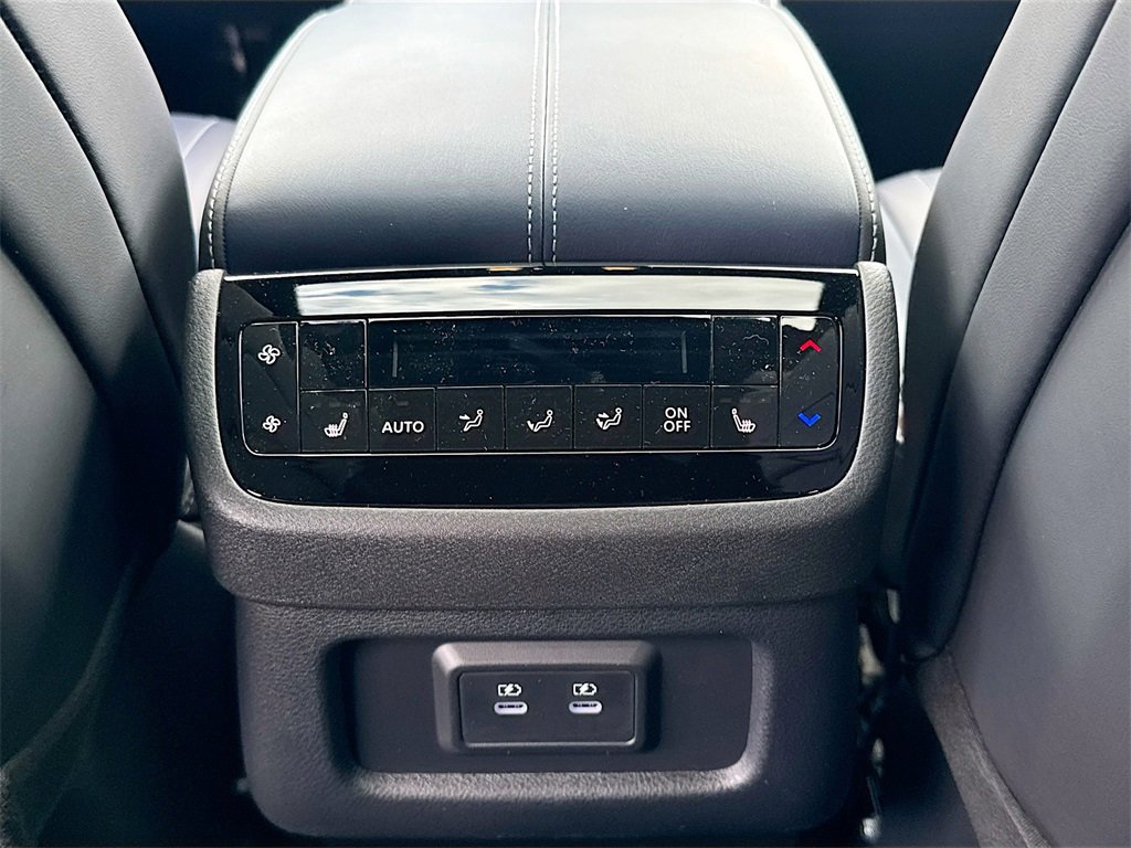 New 2026 INFINITI QX60 Sport w/ Dark Cargo Package image 27