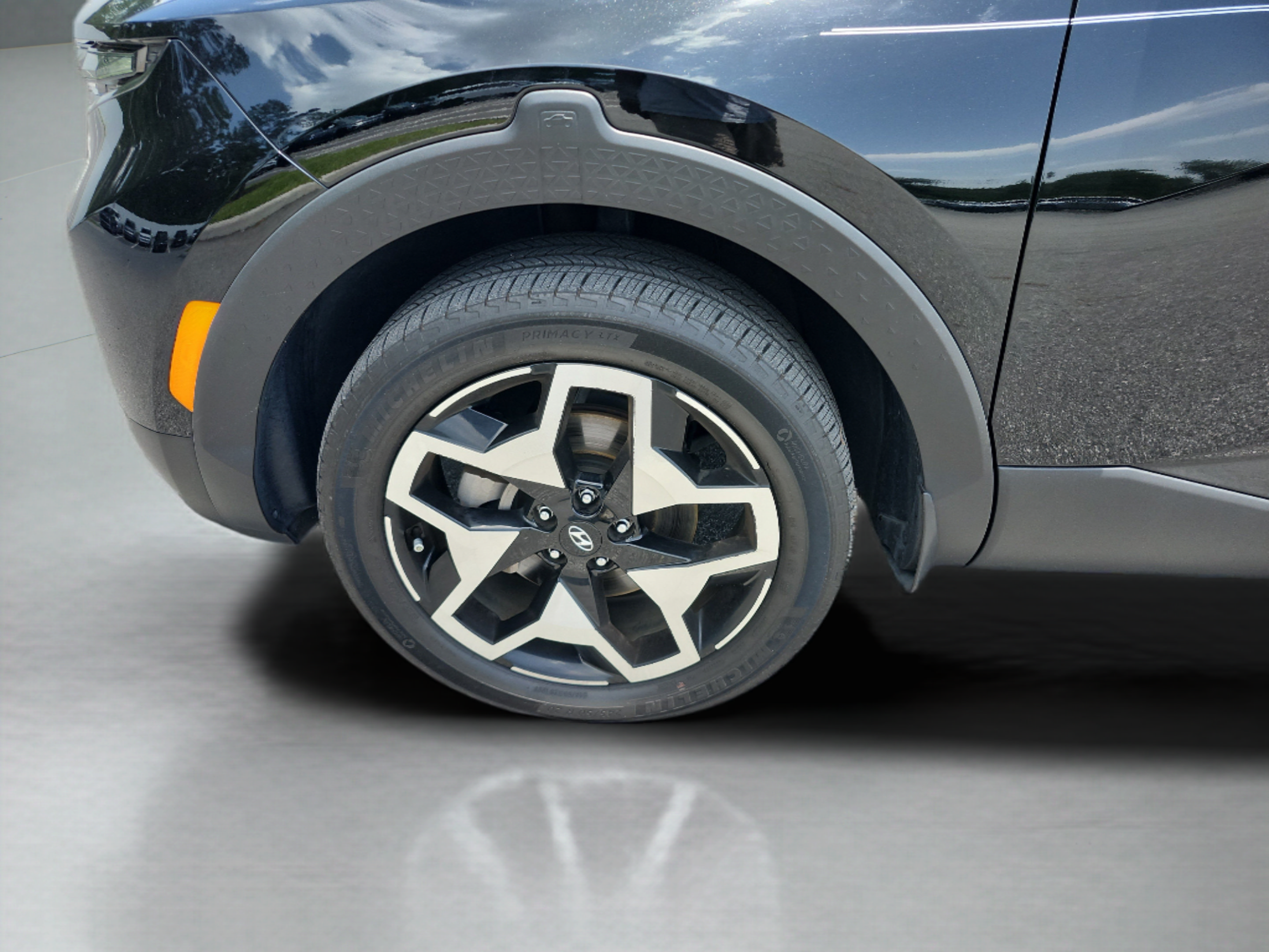 Certified 2023 Hyundai Santa Cruz Limited AWD/4WD image 30
