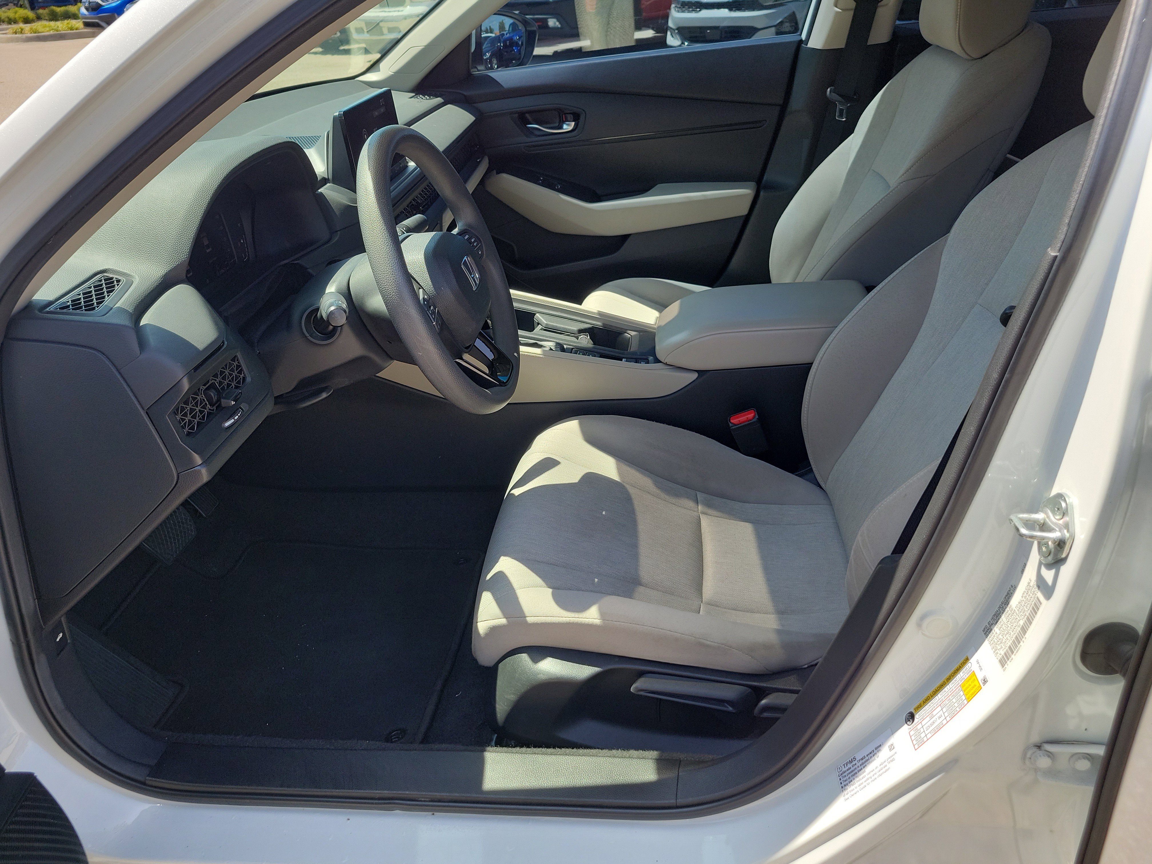 Used 2023 Honda Accord LX image 20