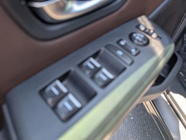 Used 2025 Honda Pilot Elite image 16