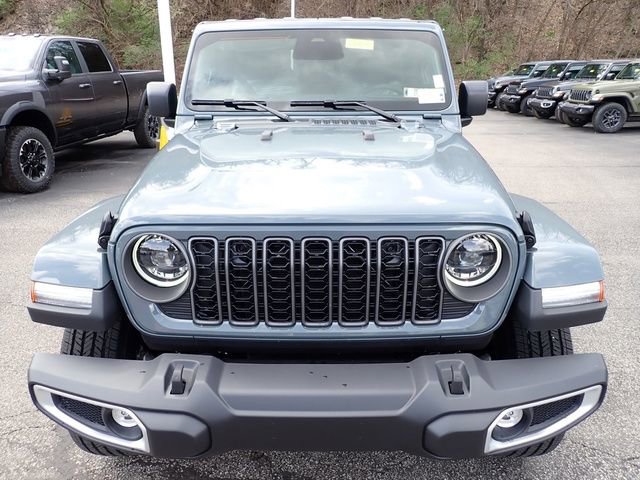 New 2026 Jeep Gladiator Sport AWD/4WD image 10
