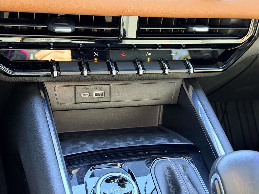 Used 2023 GMC Canyon AT4 w/ Canyon Safety Plus Package image 6