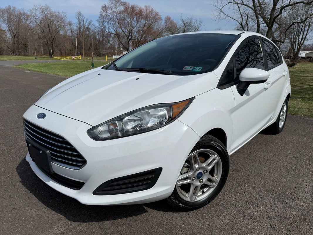 Used 2019 Ford Fiesta SE image 1