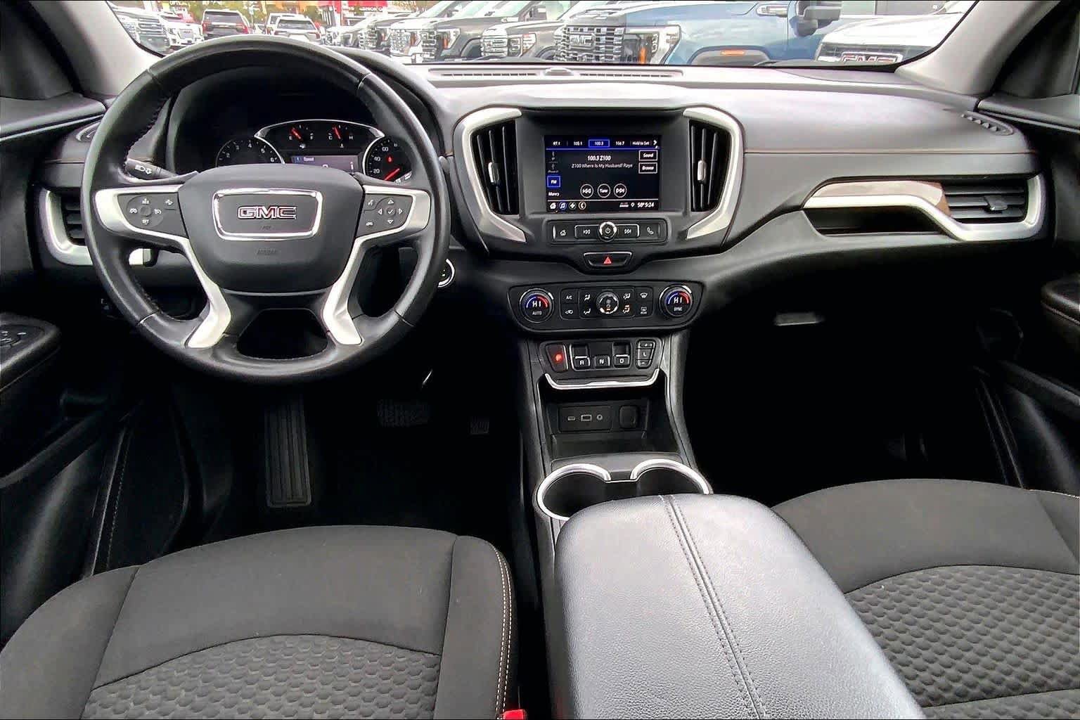 Used 2020 GMC Terrain SLE w/ Driver Convenience Package AWD/4WD image 14