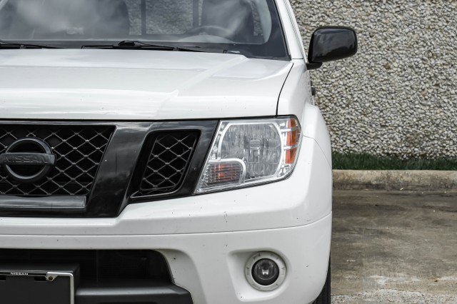 Used 2021 Nissan Frontier SV w/ Midnight Edition Floor Mats image 48