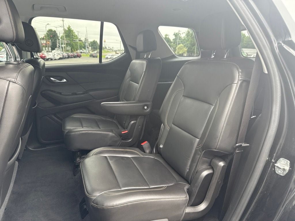 Used 2021 Chevrolet Traverse LT AWD/4WD image 13