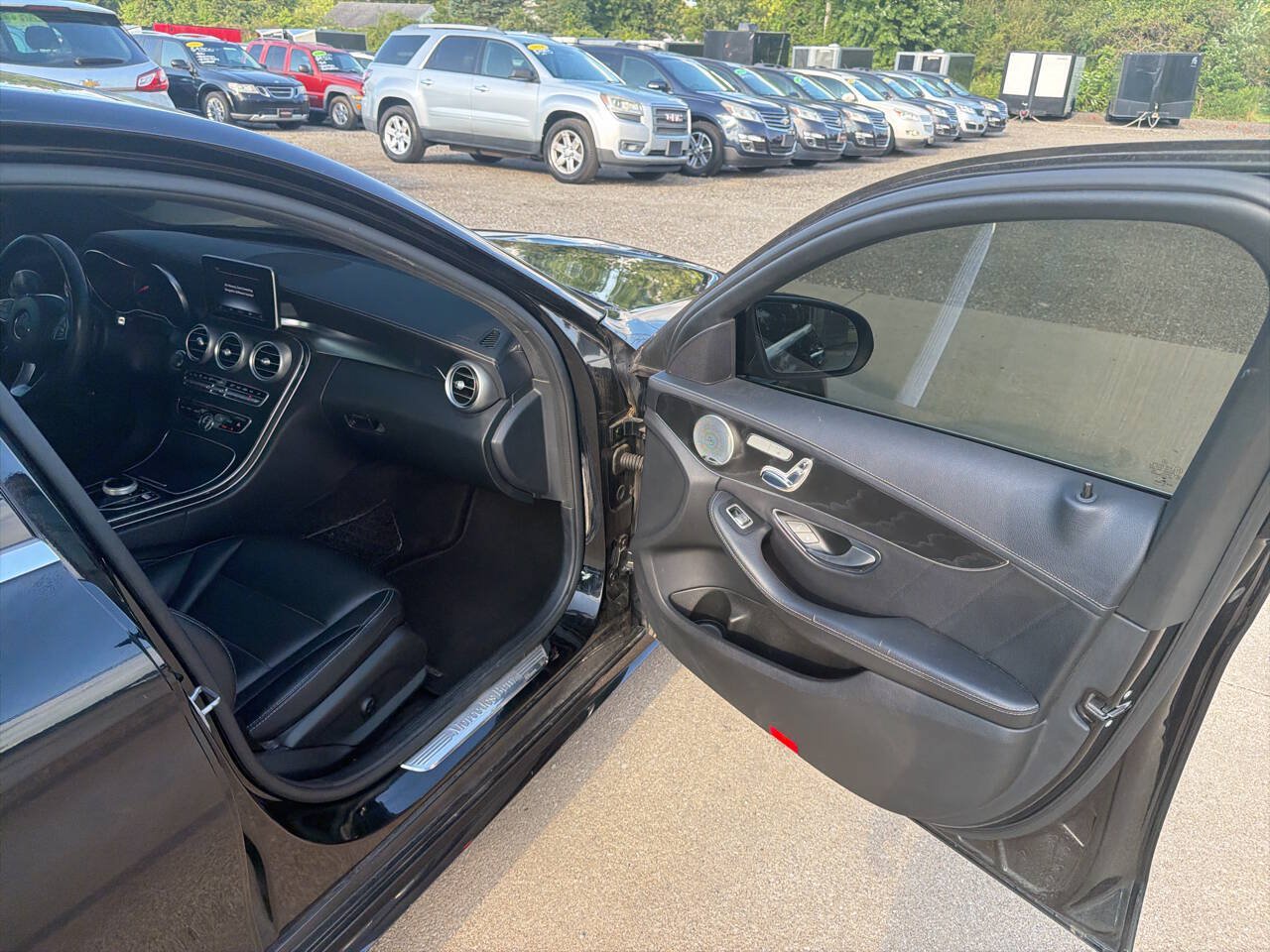 Used 2017 Mercedes-Benz C 300 4MATIC Sedan image 17