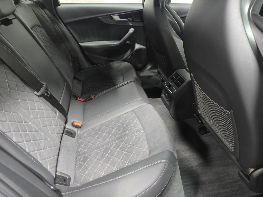 Used 2023 Audi S4 Premium Plus w/ Premium Plus Package image 48