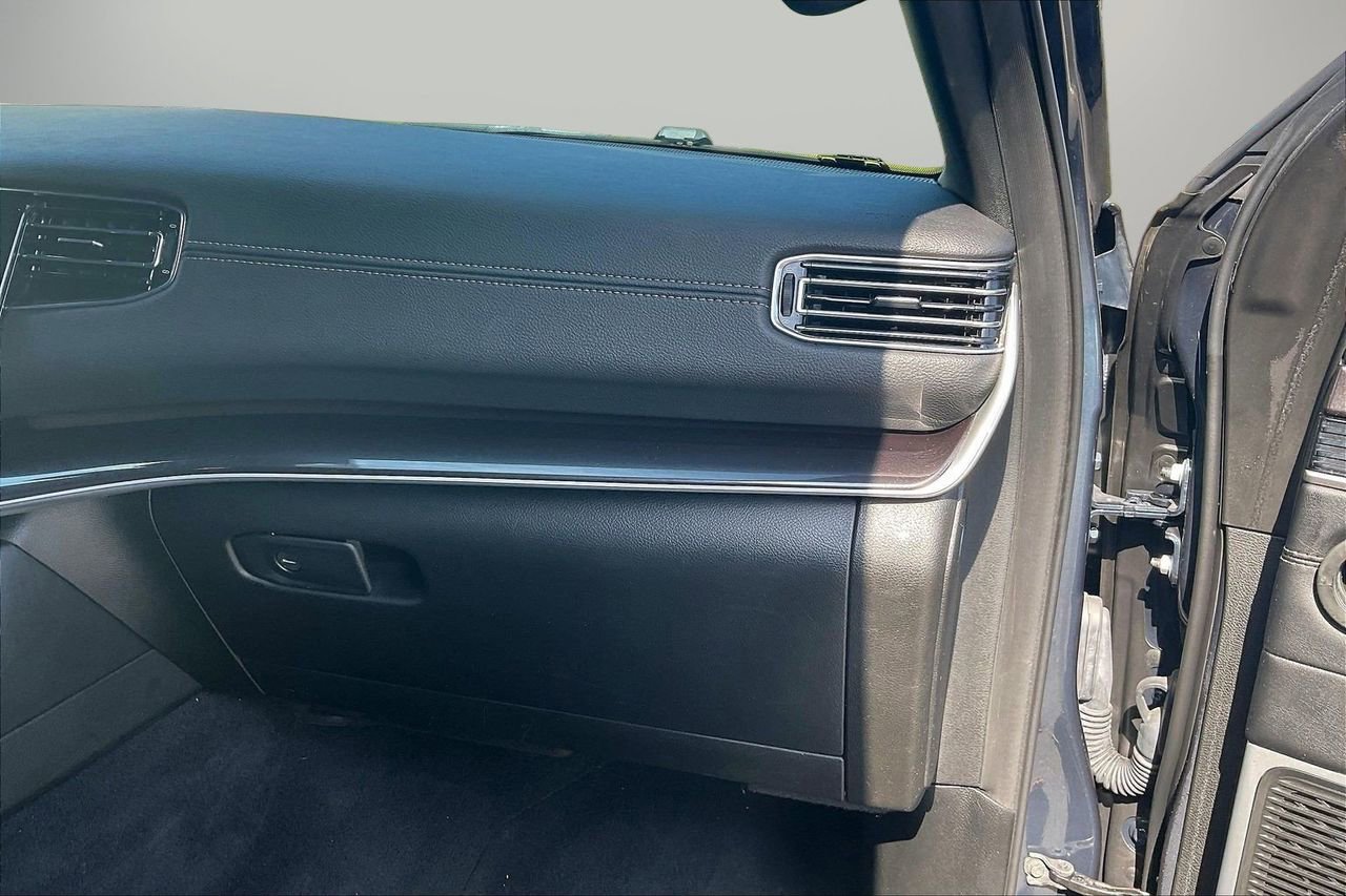 Used 2023 Jeep Wagoneer 4WD w/ Premium Group I image 22