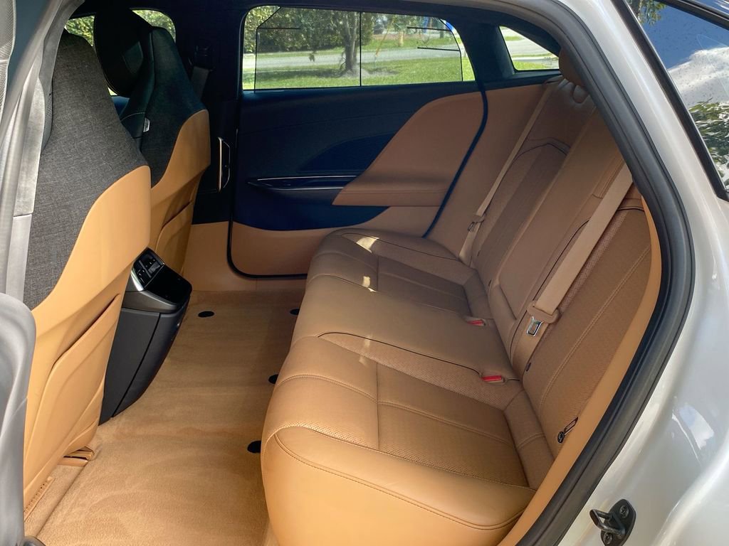 Used 2022 Lucid Air Grand Touring image 41