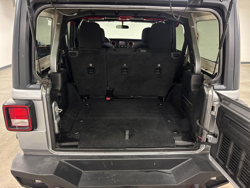 Used 2019 Jeep Wrangler Unlimited Sport S AWD/4WD image 19