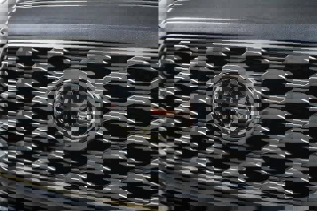 Certified 2023 Toyota Tacoma TRD Off-Road image 9