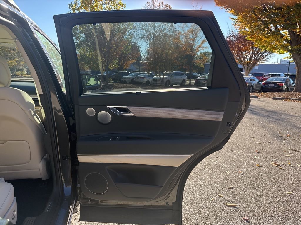 New 2026 Genesis GV80 2.5T Advanced image 30