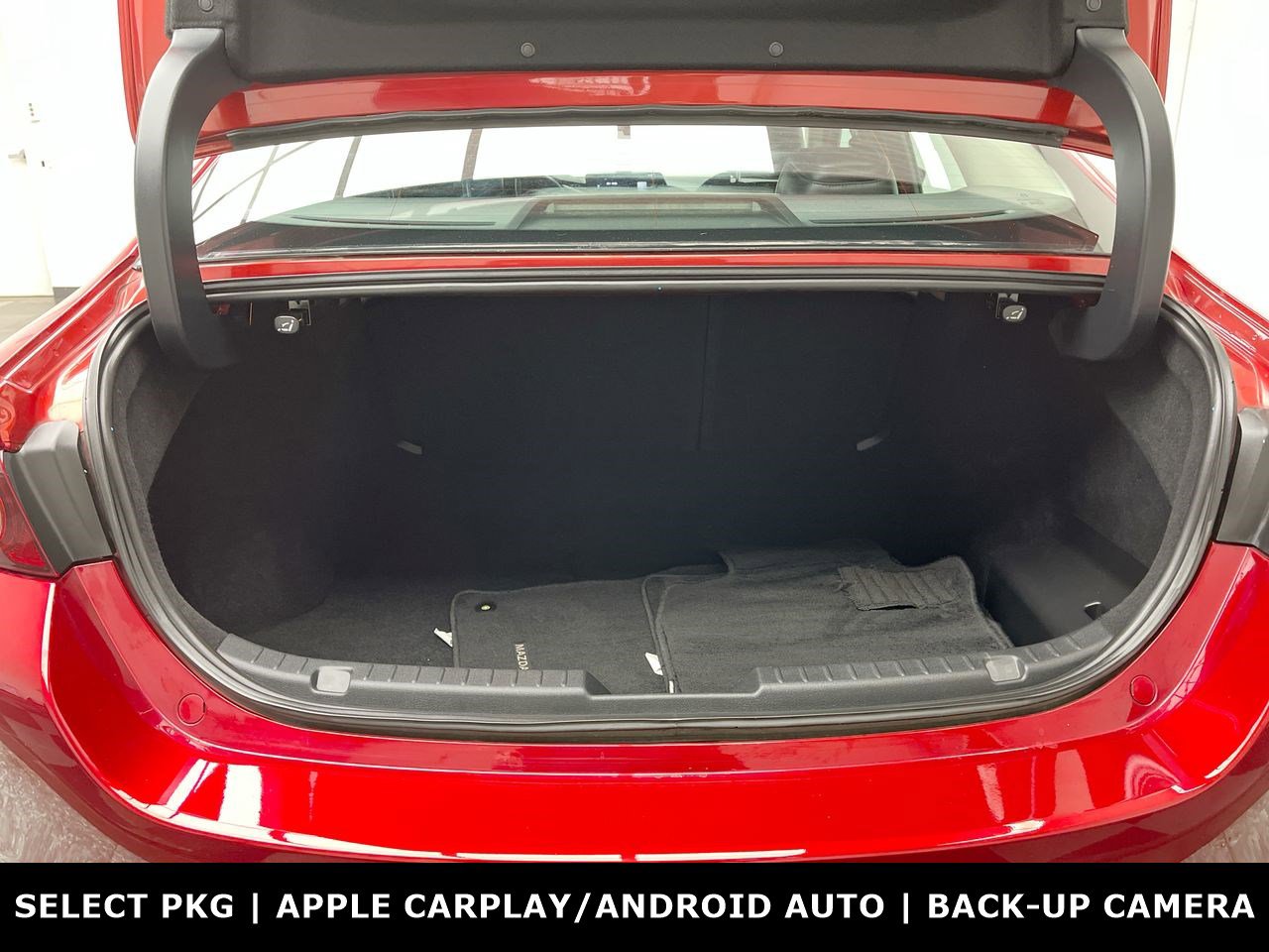Used 2021 MAZDA MAZDA3 s FWD image 24