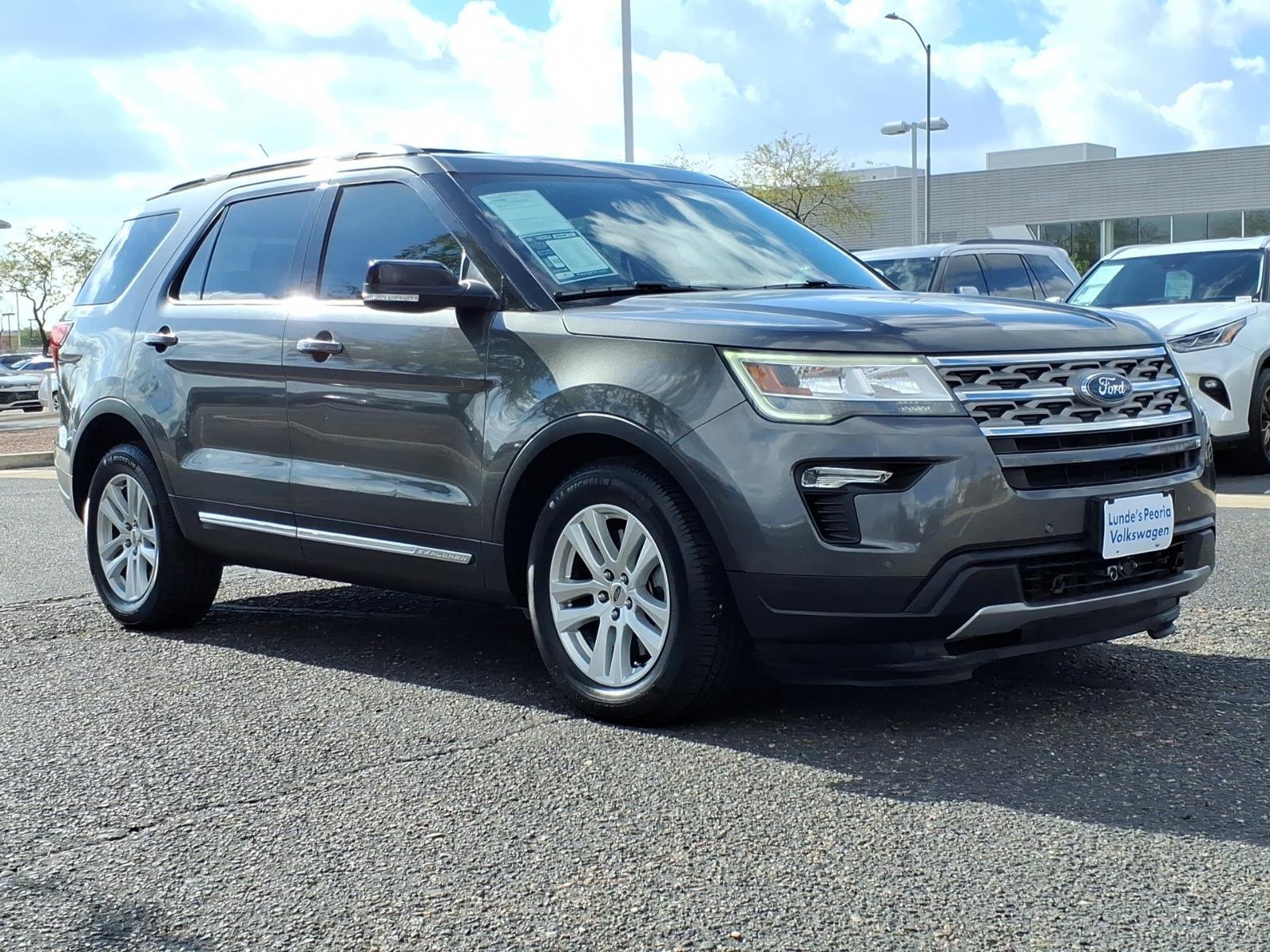 Used 2018 Ford Explorer XLT w/ Equipment Group 202A image 1