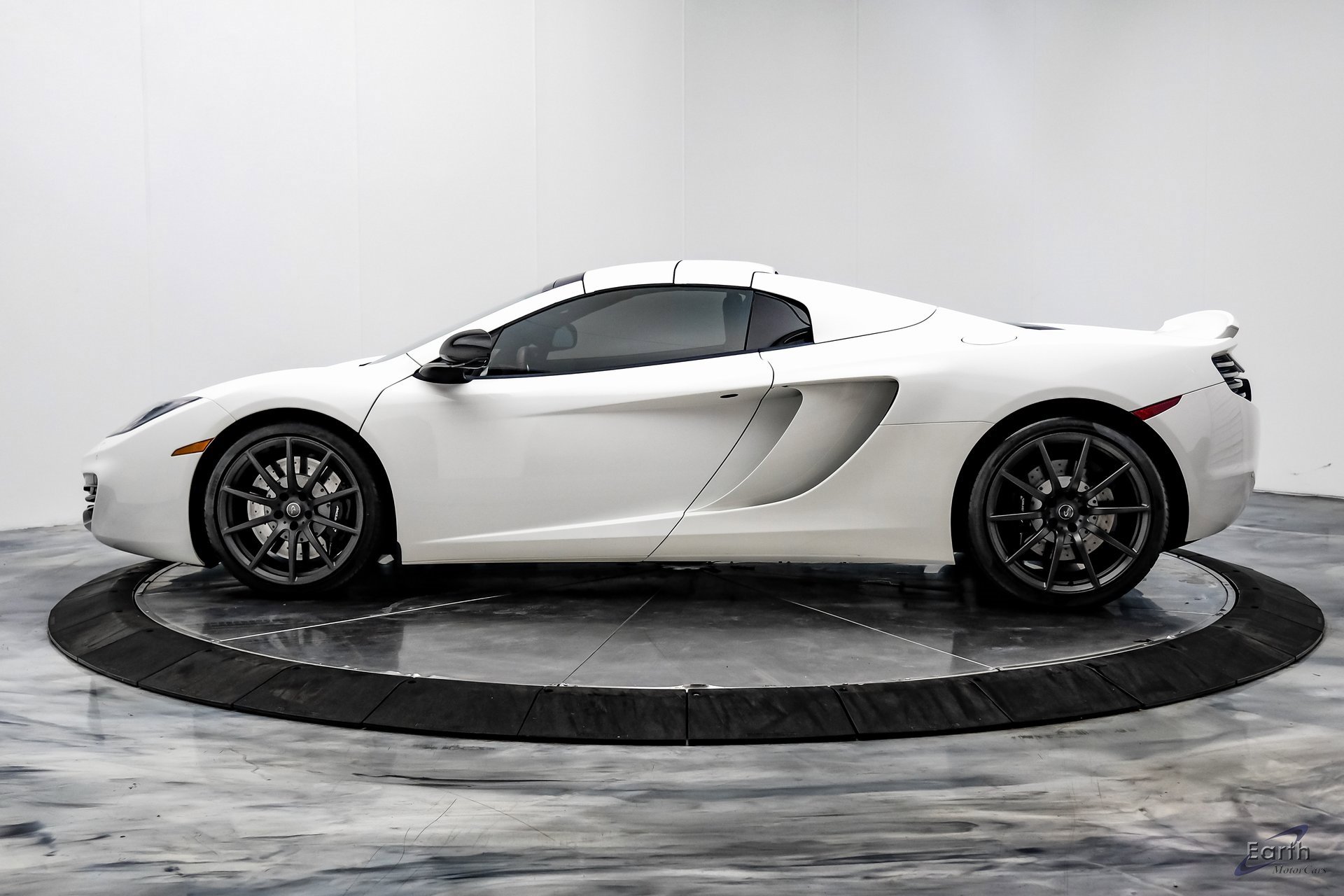 Used 2013 McLaren MP4-12C Spider image 7