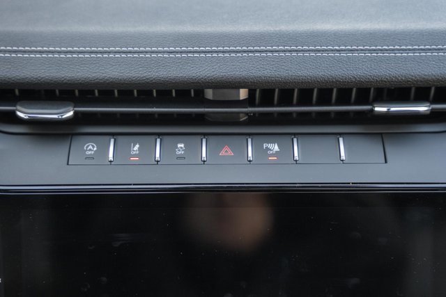 New 2026 Jeep Grand Cherokee Limited image 19