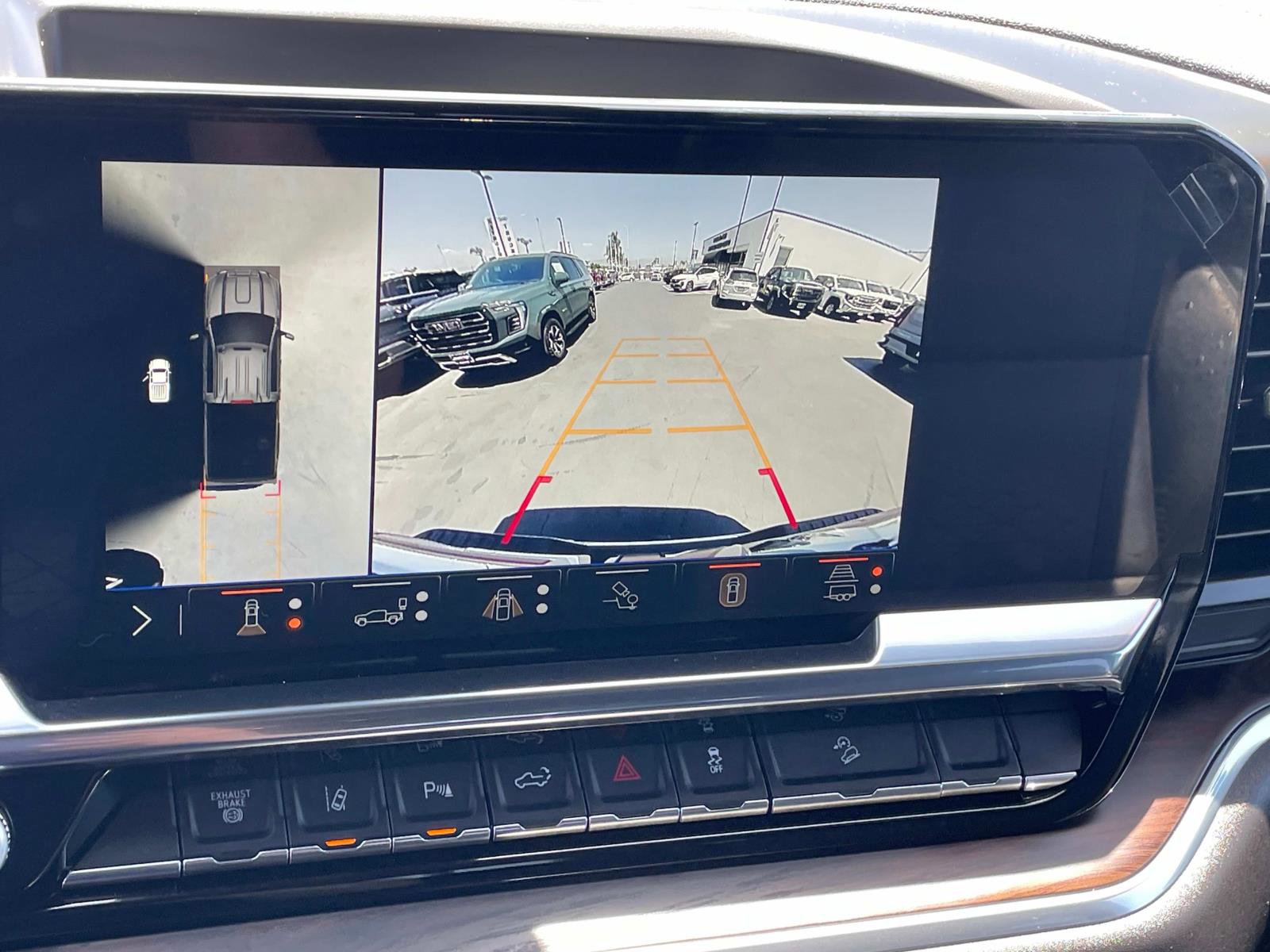 Used 2025 GMC Sierra 2500 SLT w/ SLT Premium Package image 14