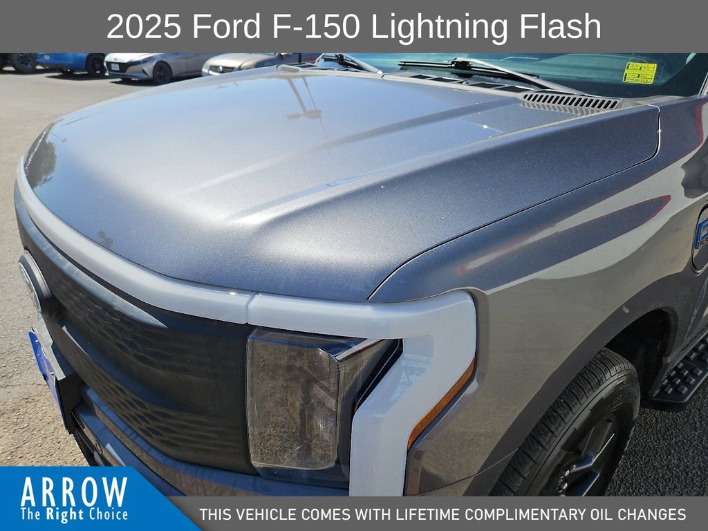 Used 2025 Ford F150 Lightning Flash AWD/4WD image 15