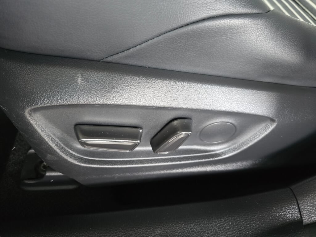 Used 2024 Toyota Corolla XSE FWD image 24