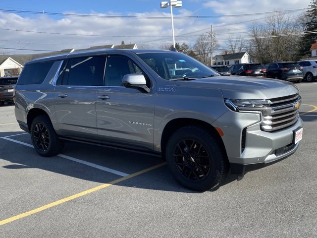 Used 2023 Chevrolet Suburban High Country image 7