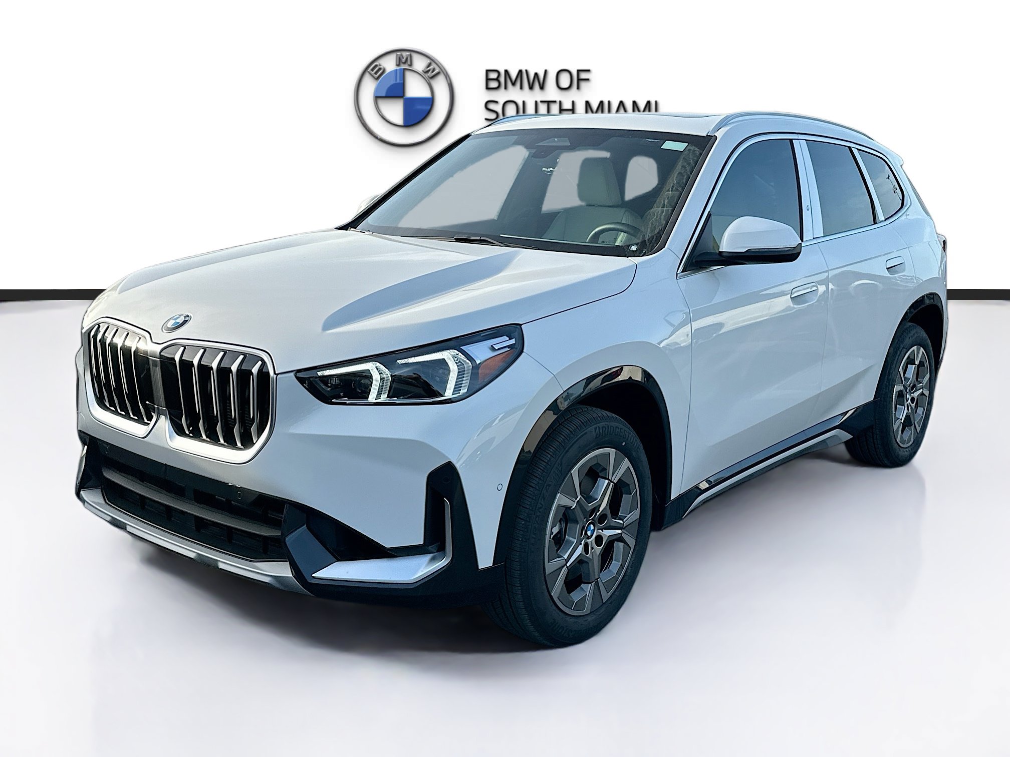 New 2026 BMW X1 xDrive28i w/ Convenience Package AWD/4WD image 3