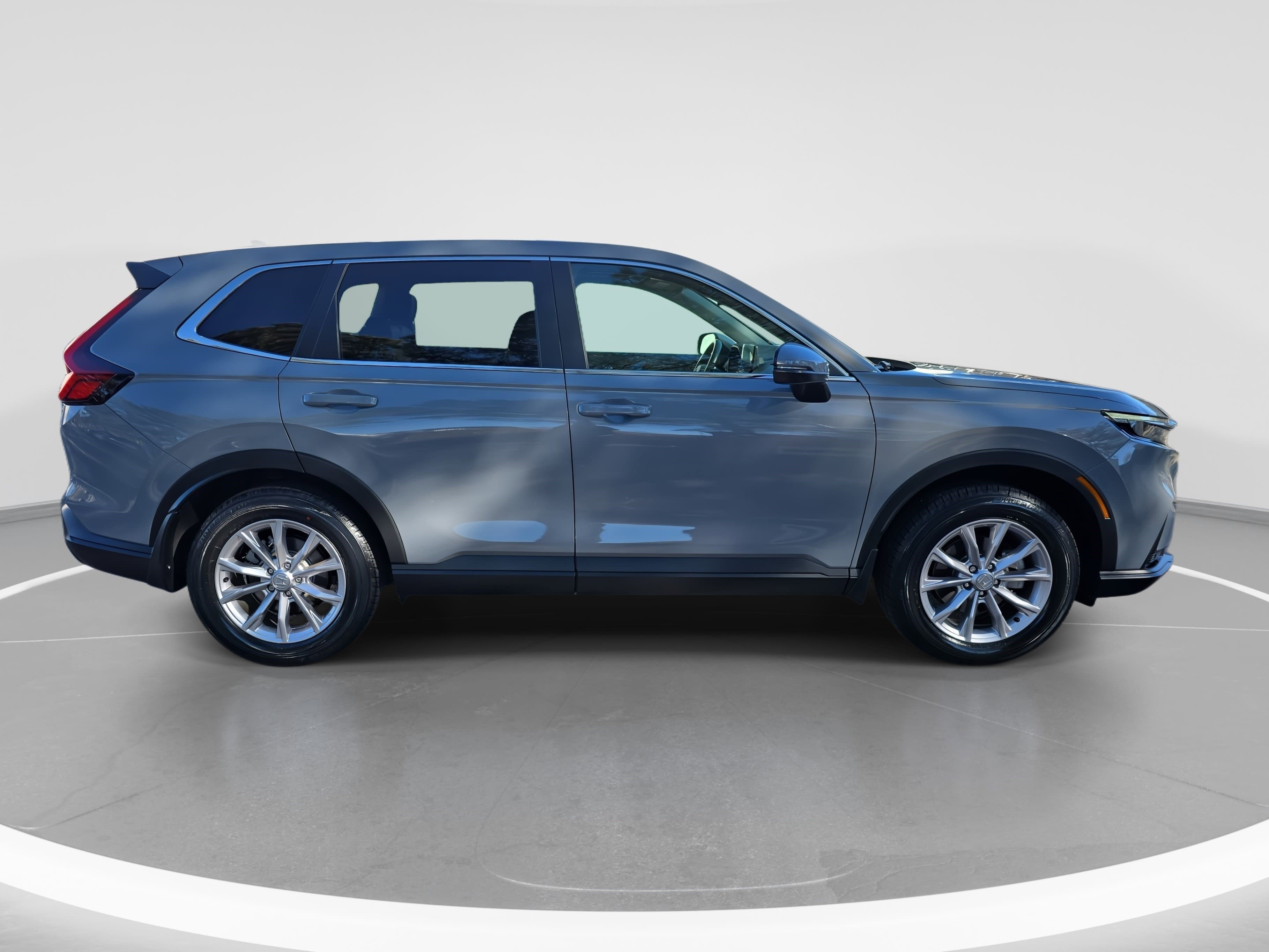 Used 2024 Honda CR-V EX-L image 4